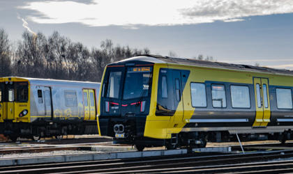 Old And New Train 850 X 350